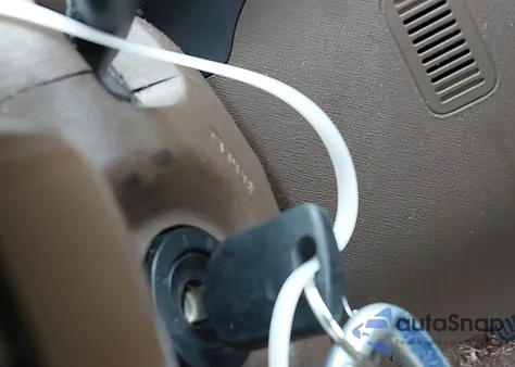 2004 Honda Cr-V Lx z USA, uszkodzony, nr VIN SHSRD68484U208097